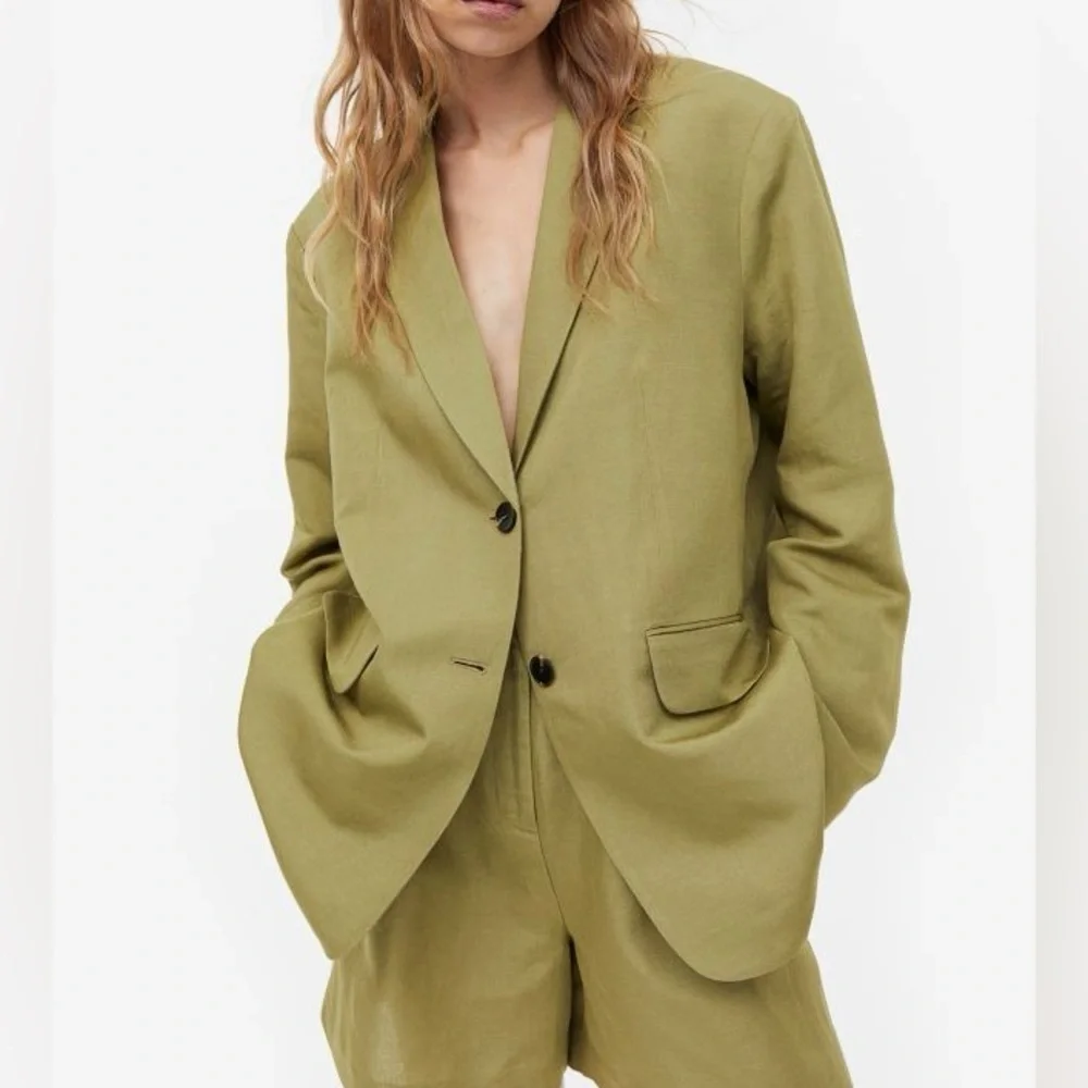 Linen Blazer - Picture 5 of 7